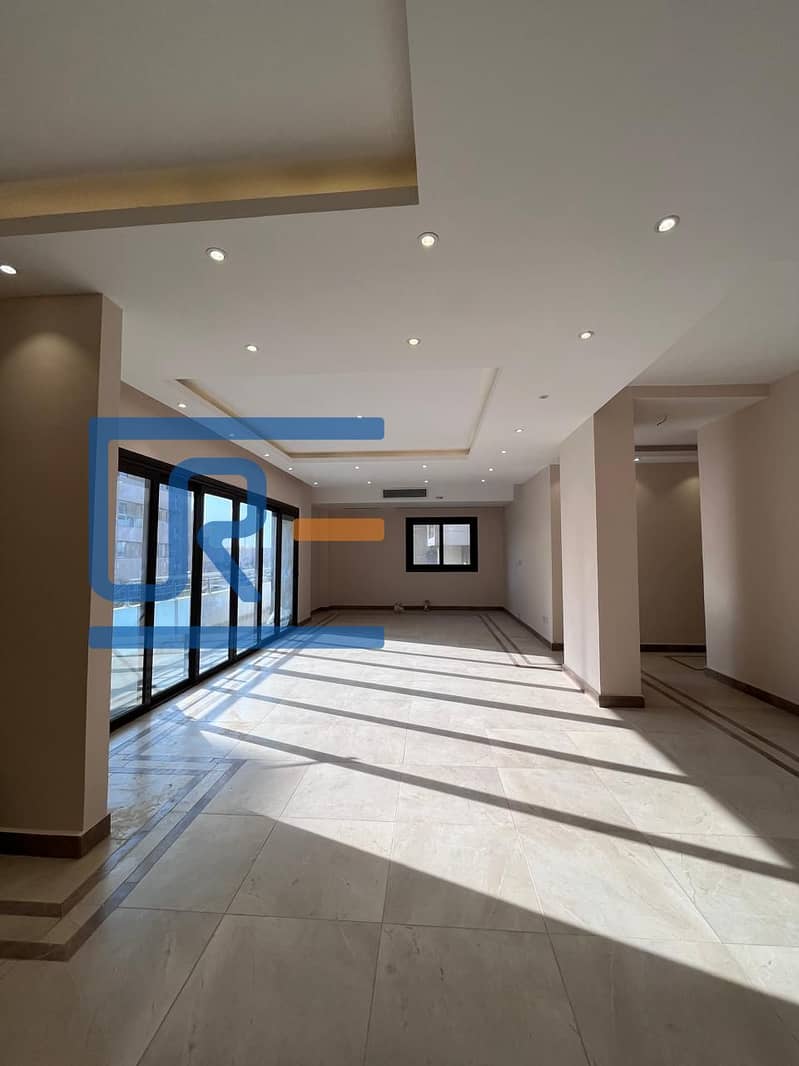 Semi Furnished - Apartment For Rent in La Mirada - Vista 2
