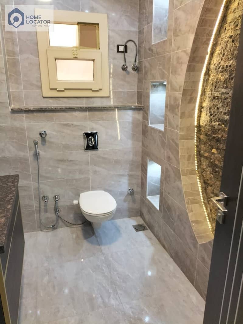 For sale, a duplex, first and second floor, in Al-Banafsaj Villas, New Cairo, with a garden view and an elevator. - Ansicht 6