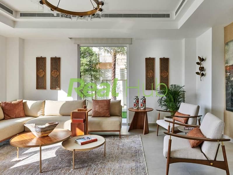 10 Interior-Design-Nakkash-Design-Studio-Tropical-Modernism-Home-Design-NAKAASH_VILLA_286252-1024x683 (Copy). jpg