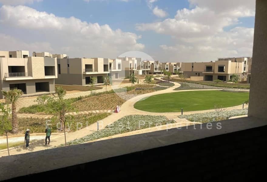LOWEST PRICE Standalone Prime View Resale Delivered Villa for sale in Haptown Hassan Allam Mostakbal City - Aanzicht 3