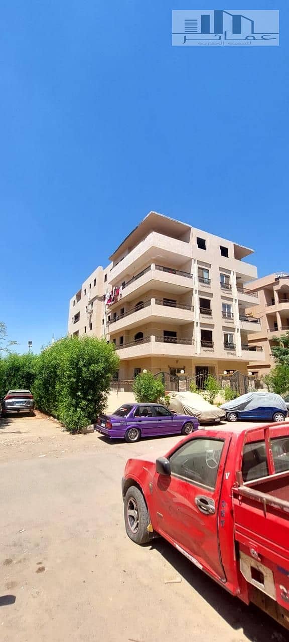 185 sqm Front Apartment for Sale in Shorouk City | Near Green Hills Club - Aanzicht 2