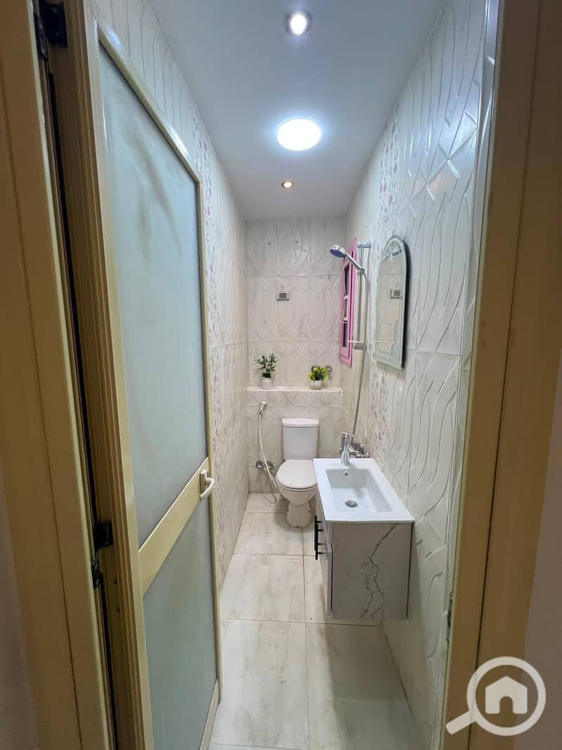 3 1000824128. jpg