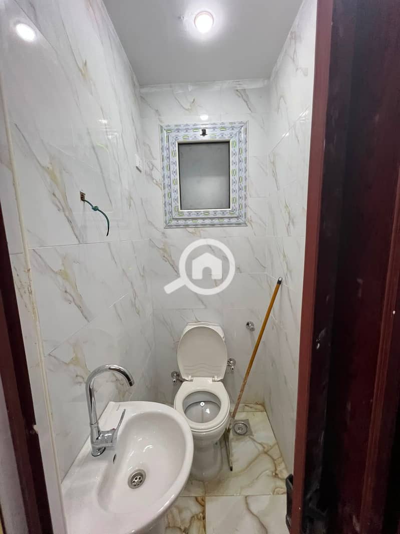 6 1000824088. jpg