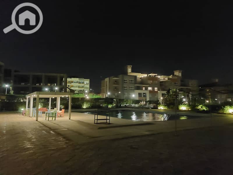 19 105617. jpg