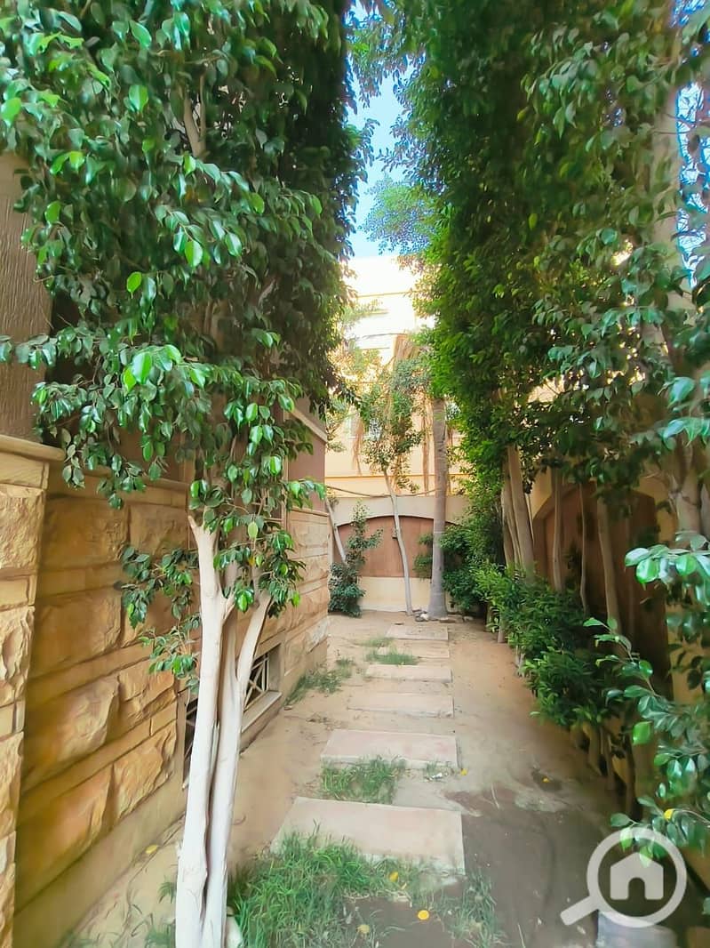 Villa with an area of 950 sq m for sale in South Academy, Fifth Settlement - Ansicht 6