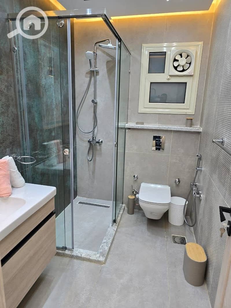 10 103996. jpg
