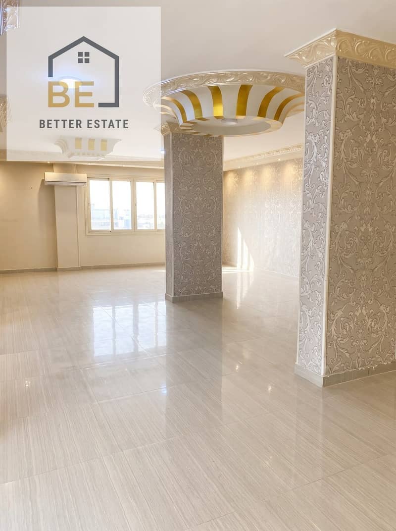 Large Ground Floor Apartment with Garden for Sale in West Arabella – - Fler
