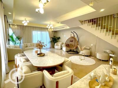 5 Bedroom Twin House for Sale in Sheikh Zayed, Giza - FB_IMG_1740055508927. jpg 5 Bedroom Twin House for Sale in Sheikh Zayed, Giza - FB_IMG_1740055508927. jpg
