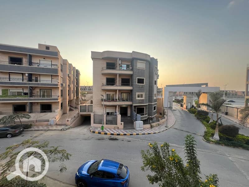 Apartment for Sale in New Cairo – Fifth Settlement | Steps Away from South 90 Street - Bild 2