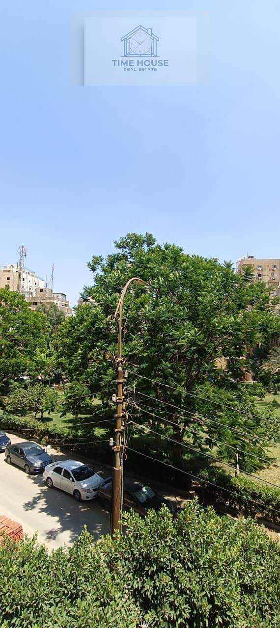 9 1000352373. jpg
