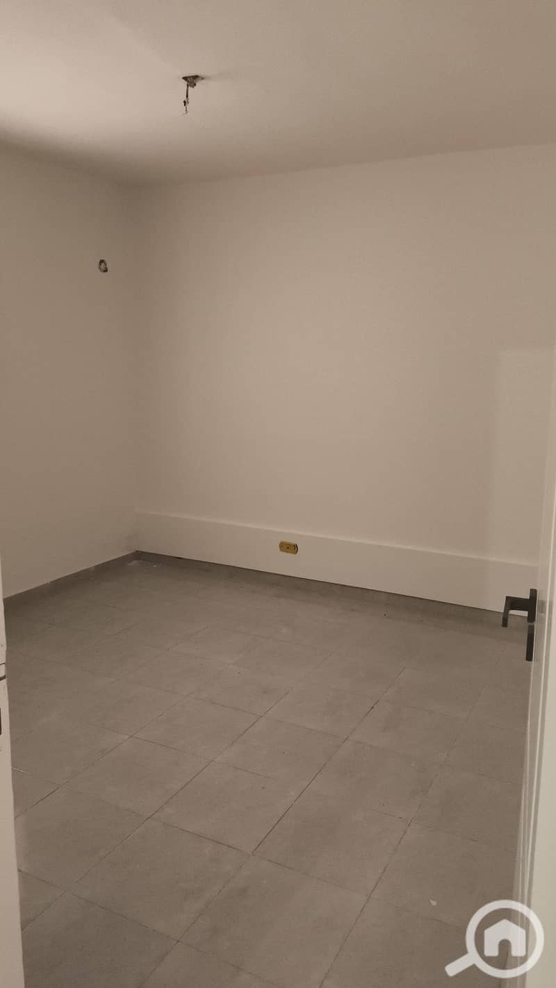 2 1000397352. jpg