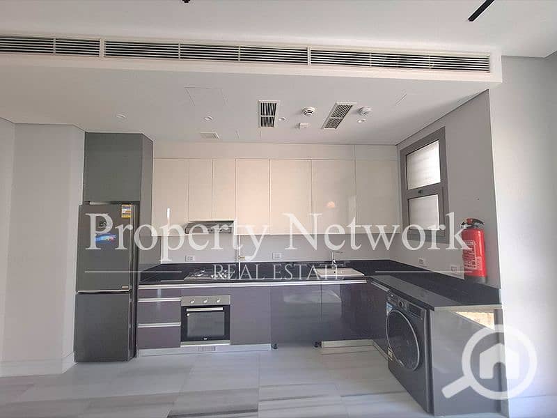 8 AMK084 (7). png