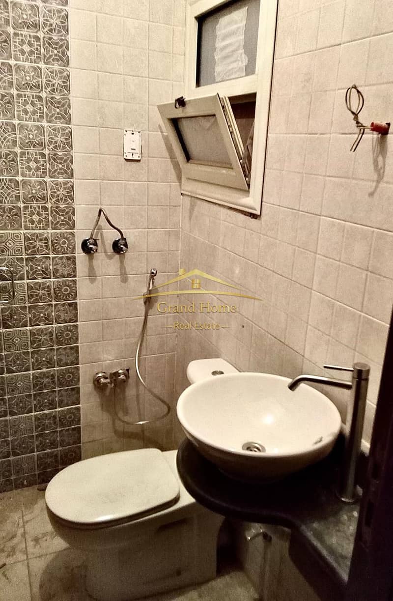 12 d3a68636-e561-46c7-9815-bd25d19f6001. jpg