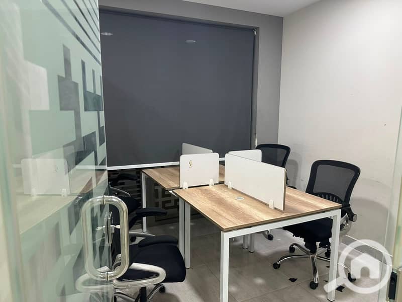 “For rent: 80 sqm front-facing office with a premium double view and air conditioning in Courtyard, Sheikh Zayed. ” - Widok 2