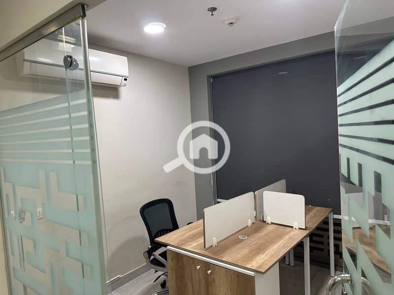 “For rent: 80 sqm front-facing office with a premium double view and air conditioning in Courtyard, Sheikh Zayed. ” - Widok 3