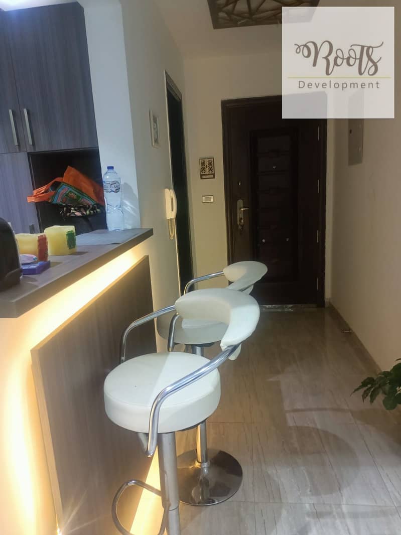 For Sale Apartment Super Lux withِ AC/S and Kitchen ,Ready to move , With Open View, in Ganat Zayed 1- Sheikh Zayed. – pohled 2