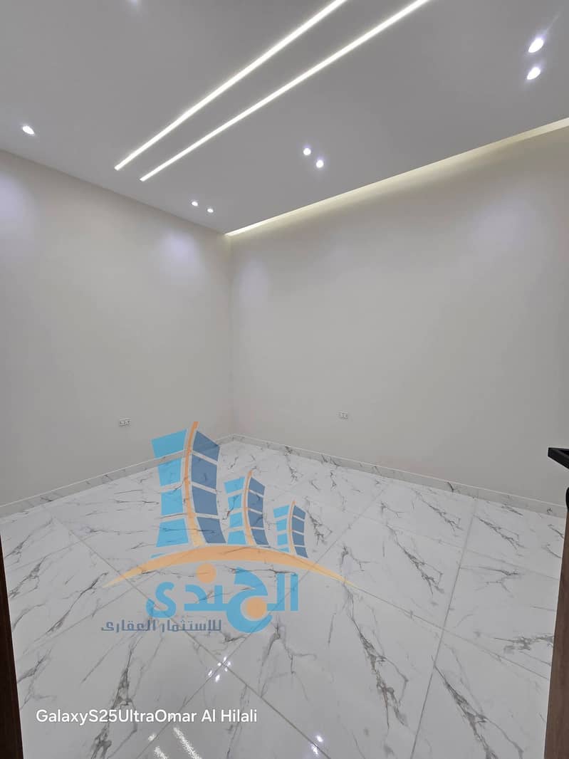 9 199eed39-b644-43ac-9aa2-5fce431a16a5. jpg