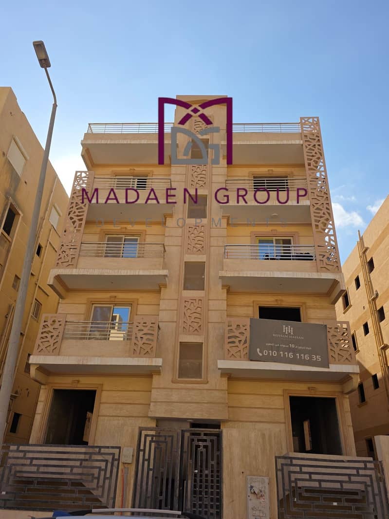 150 square meter apartment available for immediate delivery, a few minutes from Montivio and the Boulevard, with 3 rooms, 2 bathrooms, and a reception. - Aanzicht 2