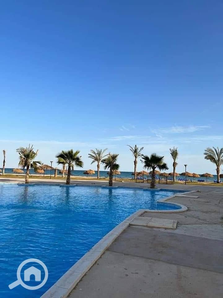 Chalet for sale at a bargain price in Palm Beach - Mehr