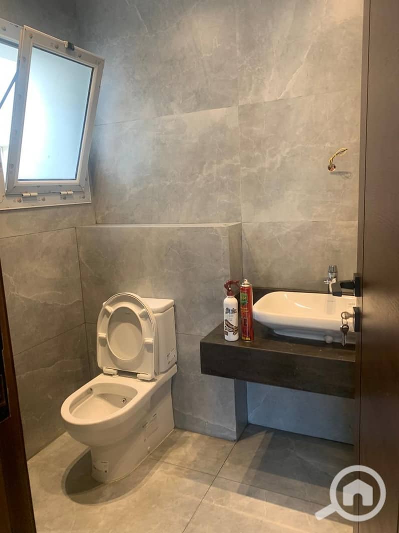 3 Bedroom Apartment With ACs and Kitchen For Rent - Hyde Park - Vista 3