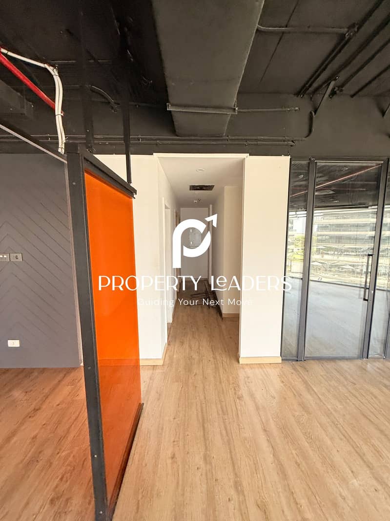 Office for Rent in polygon - 280 m - Sodic - El Sheikh Zayed – další