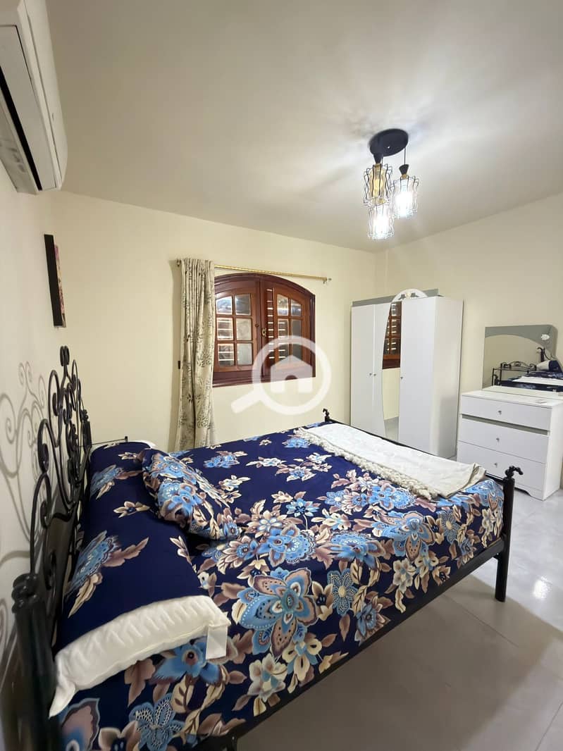 12 89945. jpg