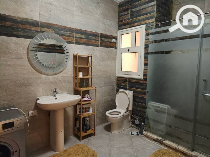 10 1001483236. jpg