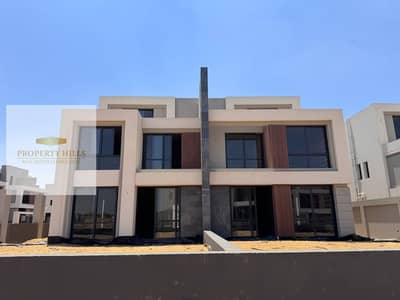 4 Bedroom Villa for Sale in New Cairo, Cairo - 4d2c2a00-4393-454b-bdcb-e80db0b3190c. jpg
