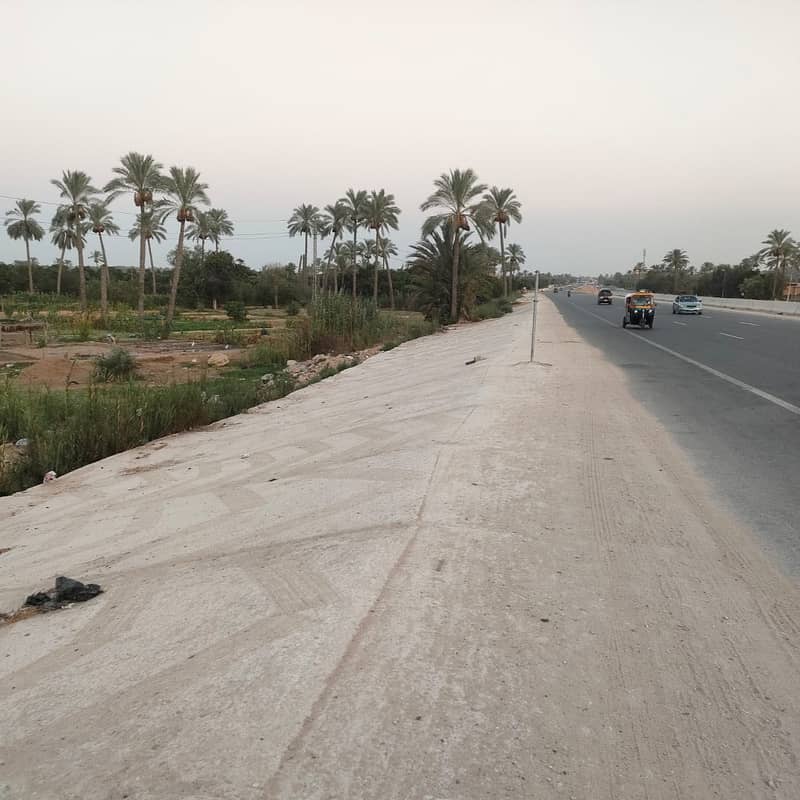 فدان فى نفيشة على الطريق مباشر وجه 80 متر فدان فى نفيشة على الطريق مباشر وجه 80 متر