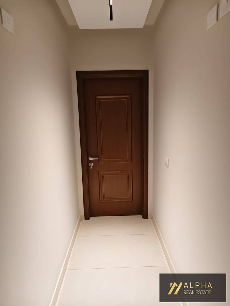 14 1001019401. jpg