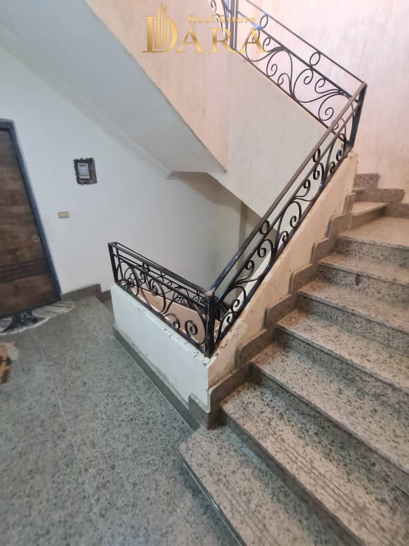 22 1000103019. jpg