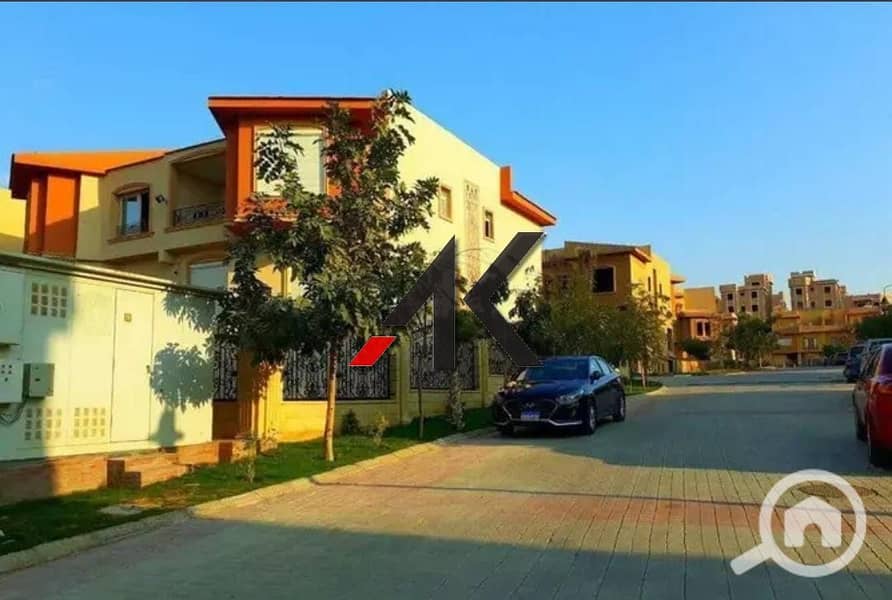 Standalone villa L880m. 3/4 Finished with pool For Sale in Moon Valley 1 - New Cairo - Widok 6