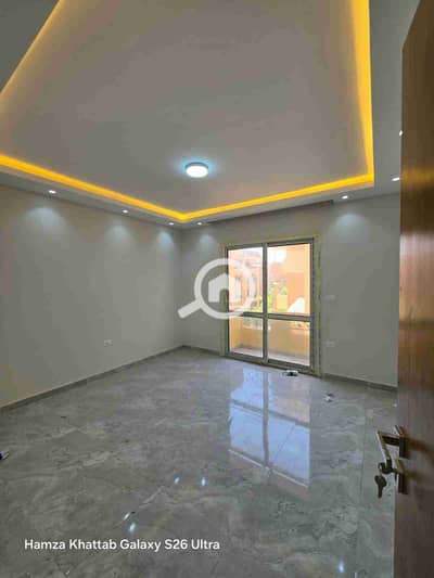 3 Bedroom Flat for Rent in Sheikh Zayed, Giza - IMG-20260716-WA0061. jpg 3 Bedroom Flat for Rent in Sheikh Zayed, Giza - IMG-20260716-WA0061. jpg