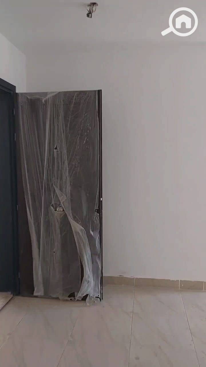 18 1000269120. jpg