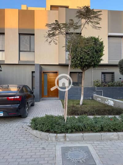 4 Bedroom Townhouse for Sale in Shorouk City, Cairo - WhatsApp Image 2026-05-17 at 1.23. 07 AM. jpeg 4 Bedroom Townhouse for Sale in Shorouk City, Cairo - WhatsApp Image 2026-05-17 at 1.23. 07 AM. jpeg