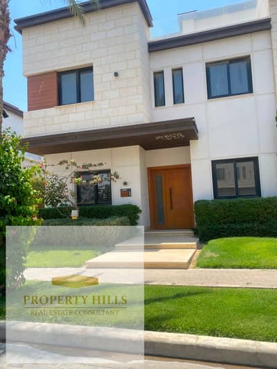 5 Bedroom Villa for Sale in New Cairo, Cairo - ab268c07-4567-4d87-8661-e53df31999a3. jpg 5 Bedroom Villa for Sale in New Cairo, Cairo - ab268c07-4567-4d87-8661-e53df31999a3. jpg