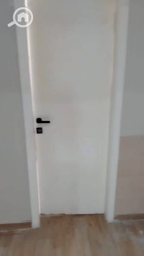 12 471dbae2-2e04-4108-b37a-6f01a8dca82e. jpeg