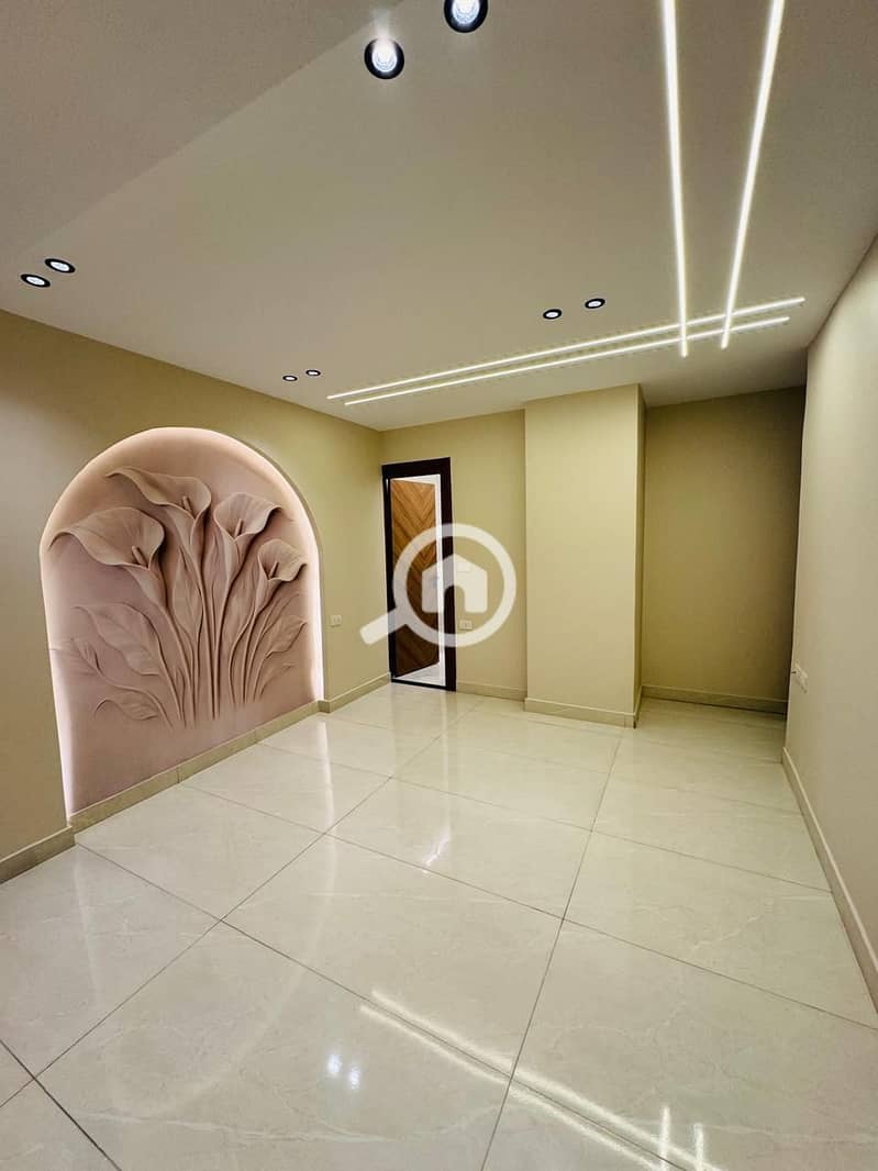 7 6557. jpg