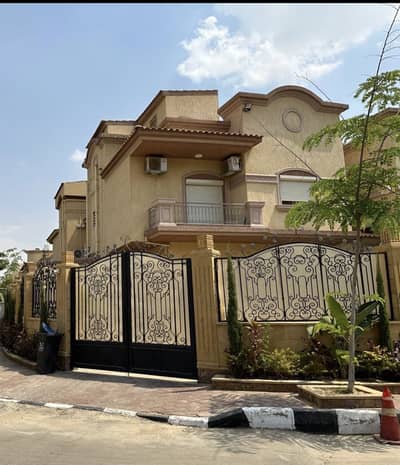 4 Bedroom Townhouse for Sale in New Cairo, Cairo - للبيع فيلا نموذج T1 ناصيه – الرحاب 4 Bedroom Townhouse for Sale in New Cairo, Cairo - للبيع فيلا نموذج T1 ناصيه – الرحاب