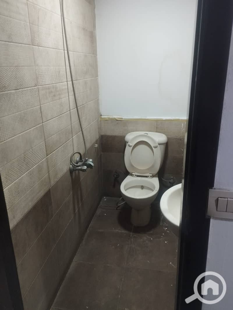 4 757152. jpg