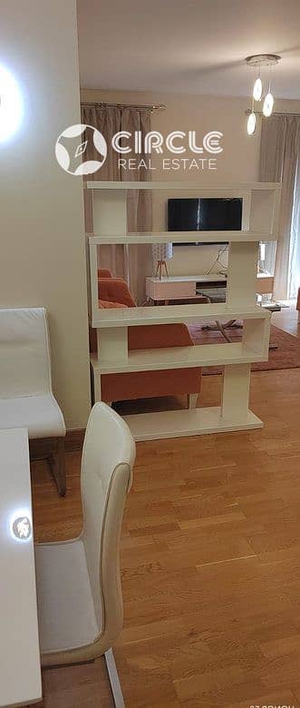 4 Image02. jpg