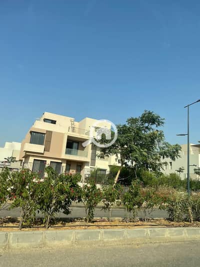 4 Bedroom Villa for Sale in New Heliopolis, Cairo - IMG-20240626-WA0084. jpg 4 Bedroom Villa for Sale in New Heliopolis, Cairo - IMG-20240626-WA0084. jpg