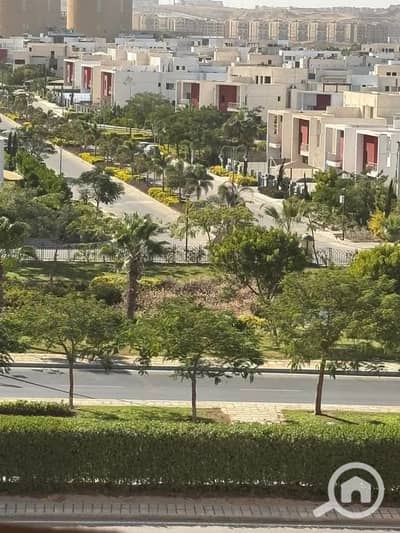 3 Bedroom Flat for Rent in Madinaty, Cairo - شقه مفروشB6 مجموعه فندقيه مساحه 107 متر b6 G63 3 قريبه للثاوث بارك