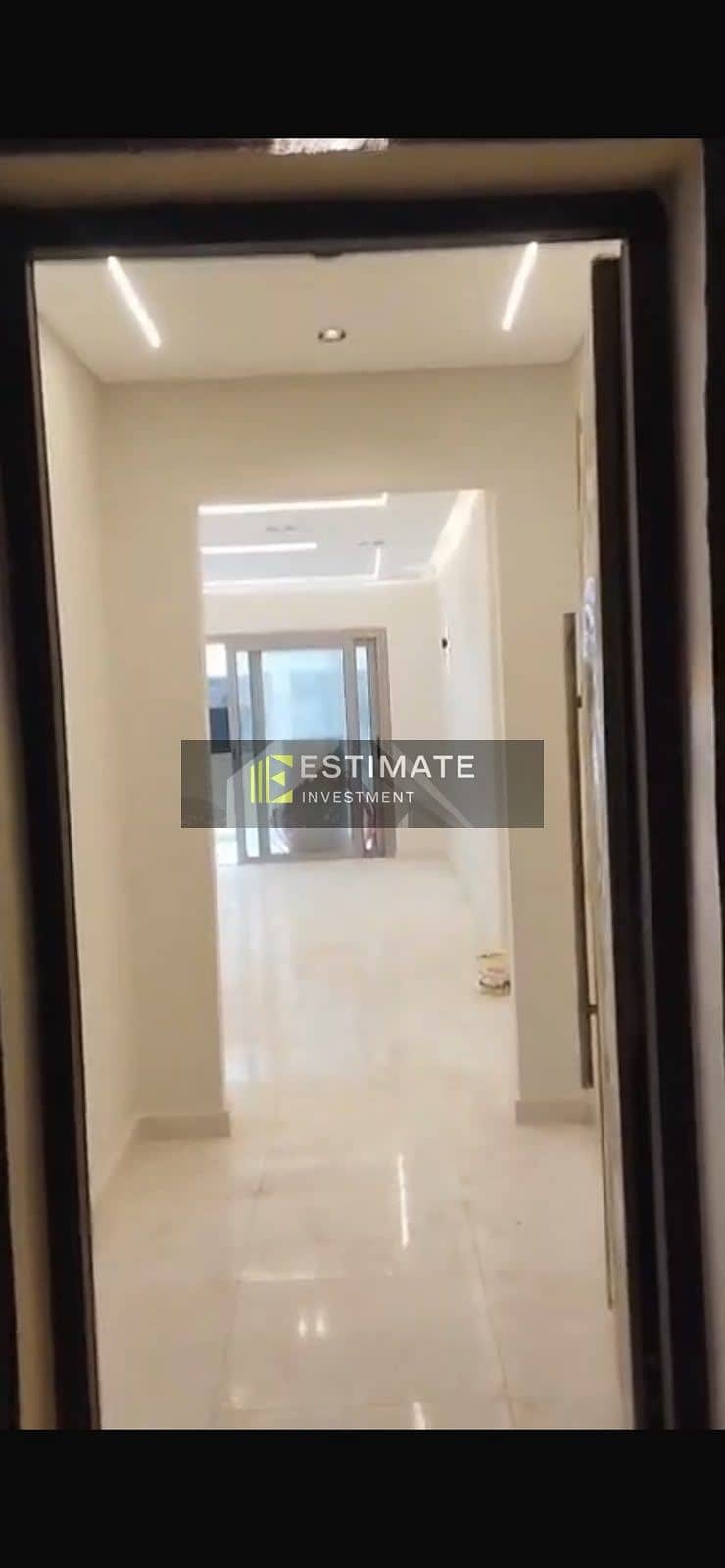 130m² Semi-Furnished Apartment first use for Rent in Galleria – pohled 2