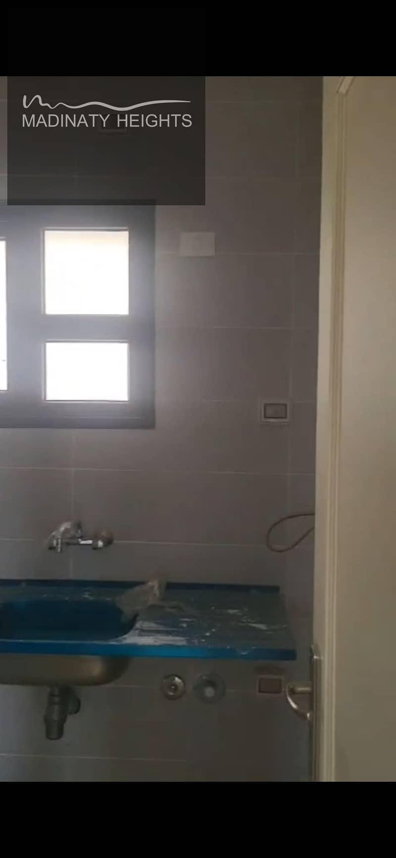 4 1000739790. jpg