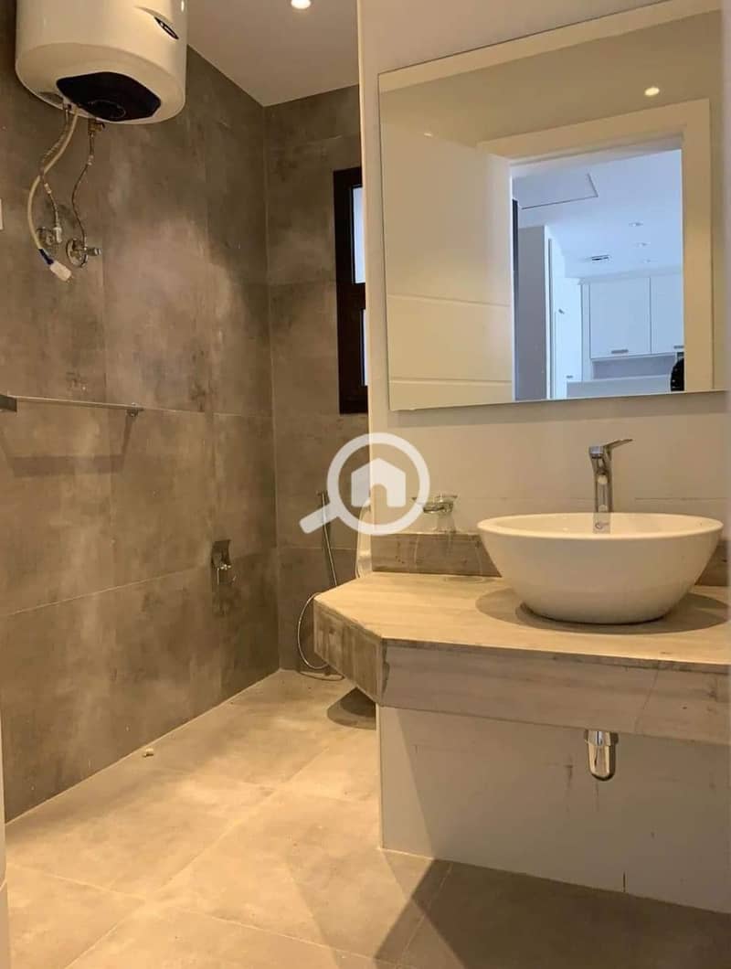 A finished apartment ready for residence in Ilgiria Sodik inside Beverly Hills - Fler