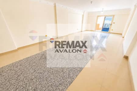 3 Bedroom Flat for Sale in Camp Caesar, Alexandria - 1. jpg