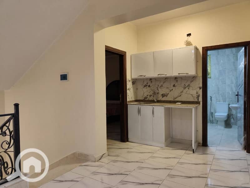 13 358679. jpg