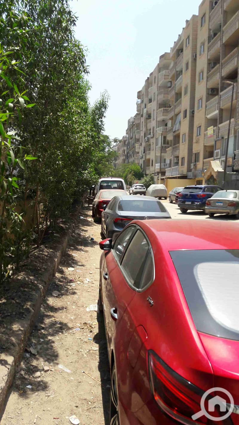 Warehouse for rent in Hadayek Al Ahram - Vista 3