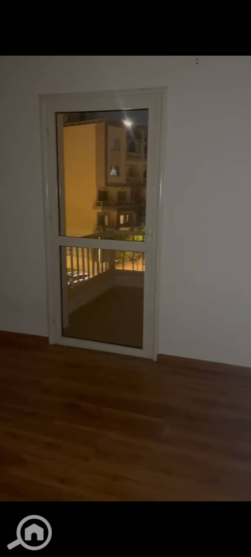 7 1000617727. png